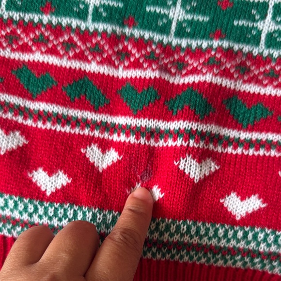 Festive Red and Green Knit Crop Top size S - Picture 4 of 5